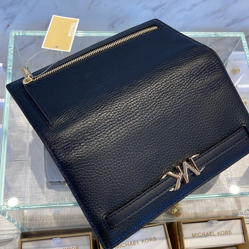 Michael Kors Reed Large Bifold Pebbled Leather Snap Wallet Card Case
Black
NWT - Picture 6 of 16
